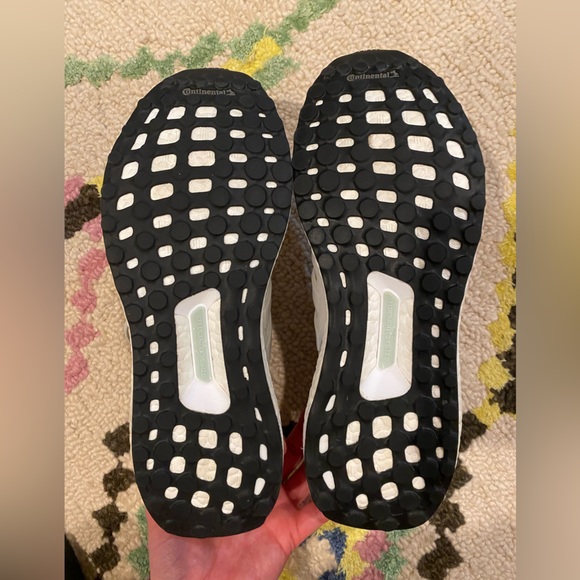 Adidas UltraBoost Running Shoes - Picture 6 of 6